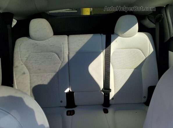 7SAYGDEE5TA459363 2026 TESLA MODEL Gray Հետևի նստատեղերի տեսք