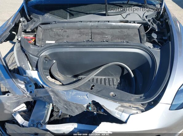 7SAYGDEE6RA326216 2024 TESLA MODEL Y Gray Հետևի տեսք
