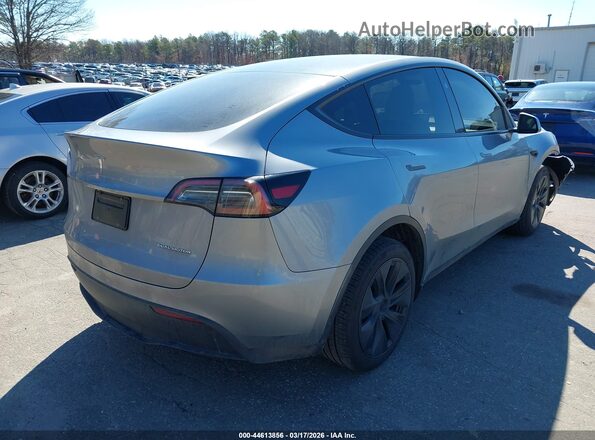 7SAYGDEE6RA326216 2024 TESLA MODEL Y Gray Հետևի աջ