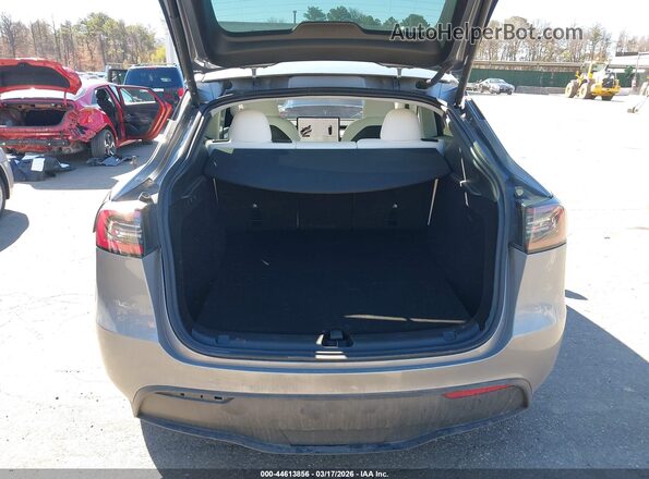 7SAYGDEE6RA326216 2024 TESLA MODEL Y Gray 