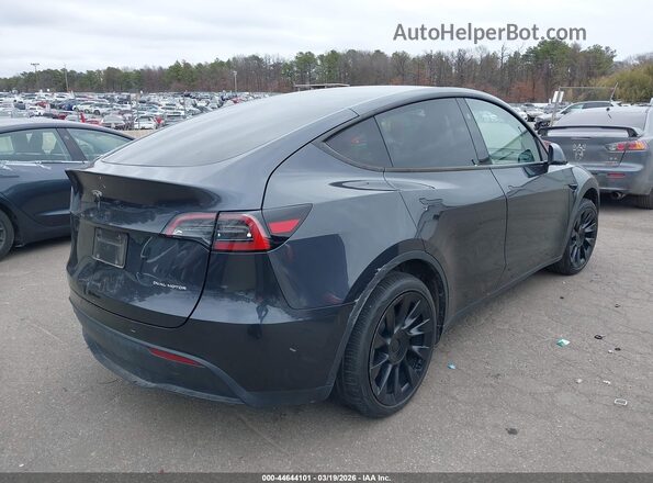 7SAYGDEE6SF258220 2025 TESLA MODEL Y Серый 