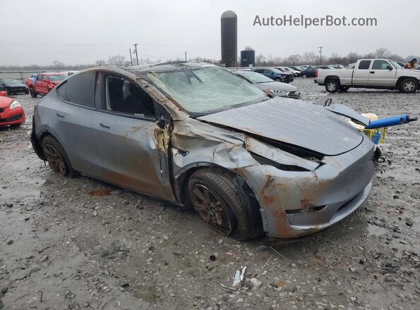 7SAYGDEE7SA360073 2025 TESLA MODEL Gray Передня права чверть