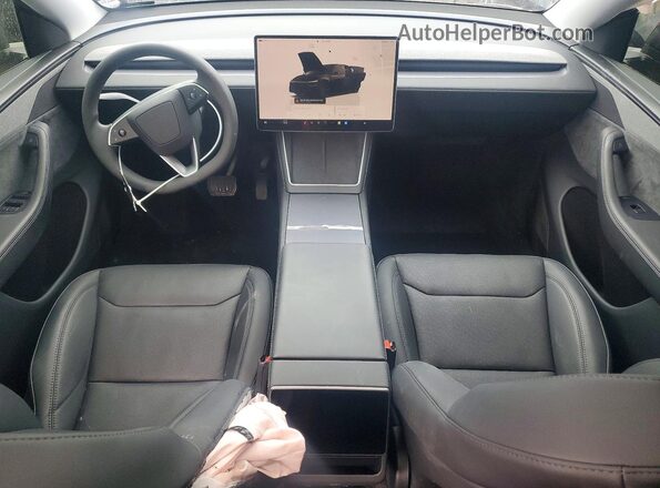 7SAYGDEE7TA473524 2026 TESLA MODEL Black Vista del salpicadero