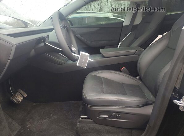 7SAYGDEE7TA473524 2026 TESLA MODEL Black Vista interior delantera