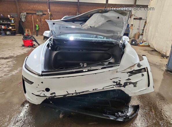 7SAYGDEE7TA475872 2026 TESLA MODEL White წინა ხედი