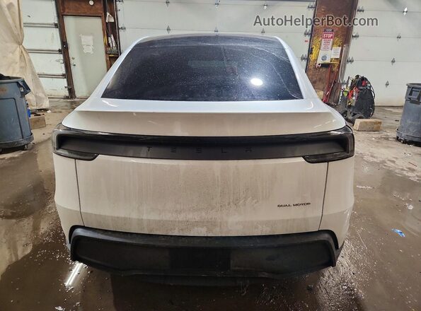 7SAYGDEE7TA475872 2026 TESLA MODEL White უკანა ხედი