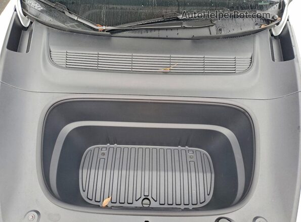 7SAYGDEE7TF358392 2026 TESLA MODEL White Вид задньої частини салону