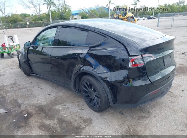 7SAYGDEE8NA005918 2022 TESLA MODEL Y Черный Задняя левая четверть