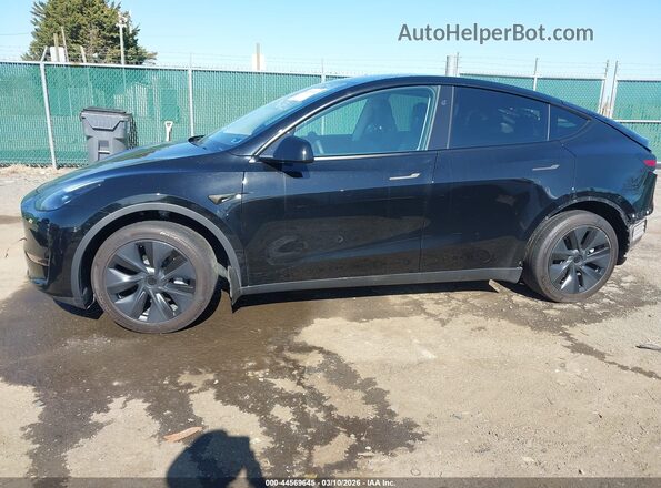 7SAYGDEE8SF215675 2025 TESLA MODEL Y Black 
