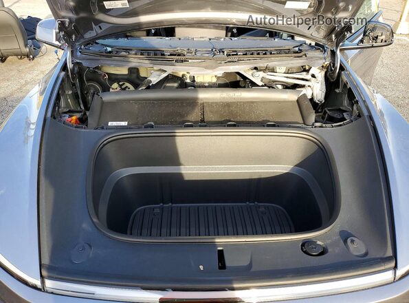 7SAYGDEE8TF329581 2026 TESLA MODEL Silver Rear interior view