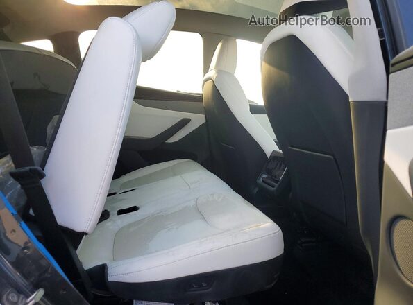 7SAYGDEE9TA380472 2026 TESLA MODEL Gray უკანა სავარძლების ხედი