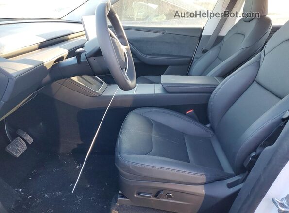 7SAYGDEE9TF376618 2026 TESLA MODEL White Вид салону спереду