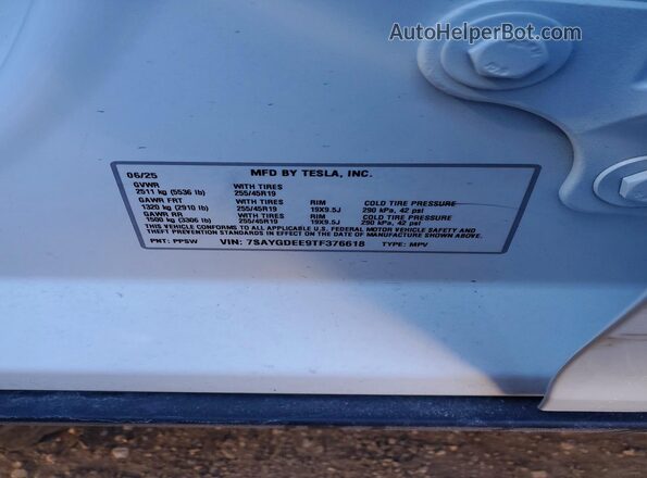7SAYGDEE9TF376618 2026 TESLA MODEL White Вид наклейки з VIN-кодом