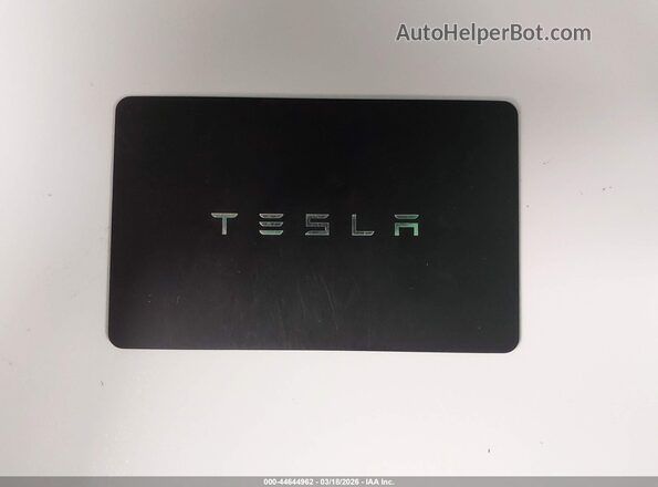 7SAYGDEEXRA295519 2024 TESLA MODEL Y Gray 