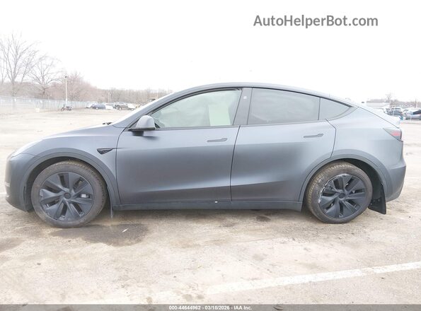 7SAYGDEEXRA295519 2024 TESLA MODEL Y Gray 