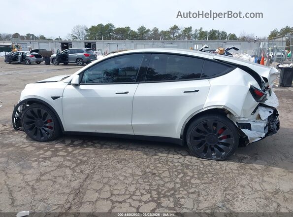 7SAYGDEF0NF567680 2022 TESLA MODEL Y White 