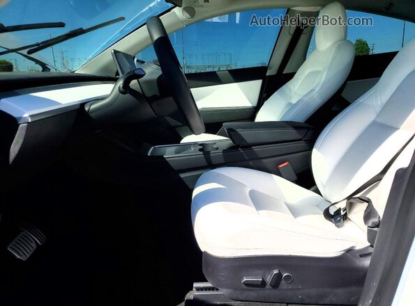 7SAYGDEF5NF364347 2022 TESLA MODEL White Вид салону спереду