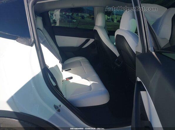 7SAYGDEF7NF383854 2022 TESLA MODEL Y Белый Вид наклейки с VIN-кодом