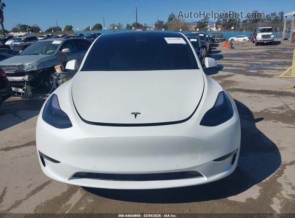 7SAYGDEF7NF383854 2022 TESLA MODEL Y Белый Вид щитка приборов