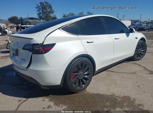 7SAYGDEF7NF383854 2022 TESLA MODEL Y Белый Задняя правая четверть