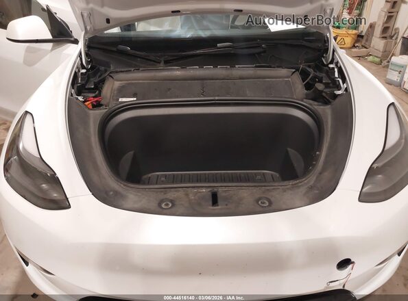 7SAYGDEF7PF811182 2023 TESLA MODEL Y White Հետևի տեսք