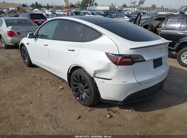 7SAYGDEF9RF061075 2024 TESLA MODEL Y Белый Задняя левая четверть