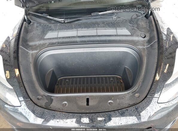7SAYGDEFXNF398655 2022 TESLA MODEL Y Black Հետևի տեսք