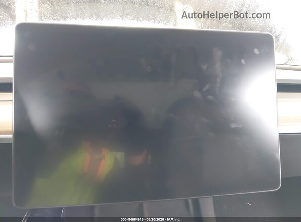 7SAYGDEFXNF398655 2022 TESLA MODEL Y Black Սալոնի 360 աստիճան տեսք