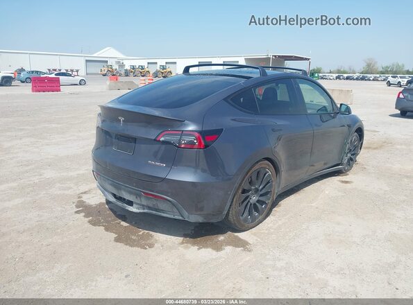 7SAYGDEFXNF523279 2022 TESLA MODEL Y Gray 