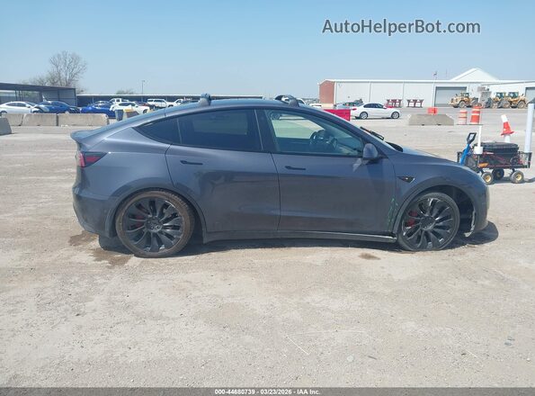 7SAYGDEFXNF523279 2022 TESLA MODEL Y Gray 