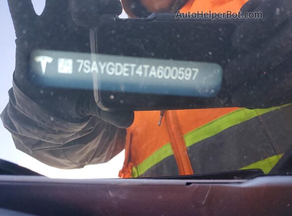 7SAYGDET4TA600597 2026 TESLA MODEL Gray Շարժիչի բաժամունքի տեսք