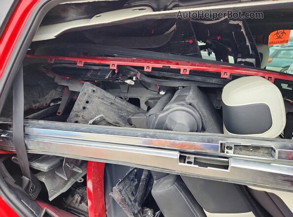 7SVAAABA2RX026347 2024 TOYOTA SEQUOIA Red ძრავის განყოფილების ხედი