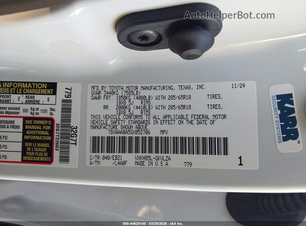 7SVAAABA5SX052706 2025 TOYOTA SEQUOIA White ძრავის განყოფილების ხედი