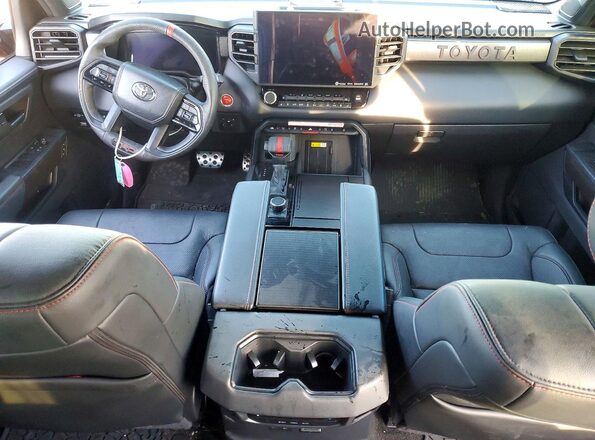 7SVAAABA6RX040459 2024 TOYOTA SEQUOIA Maroon Widok deski rozdzielczej