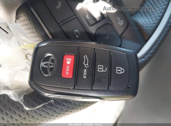 7SVAAABA7TX080993 2026 TOYOTA SEQUOIA Gray Vista del salpicadero