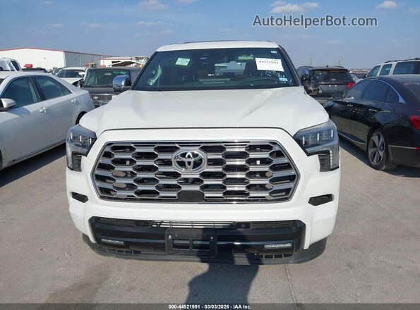 7SVAAABA8SX071007 2025 TOYOTA SEQUOIA Белый Вид щитка приборов