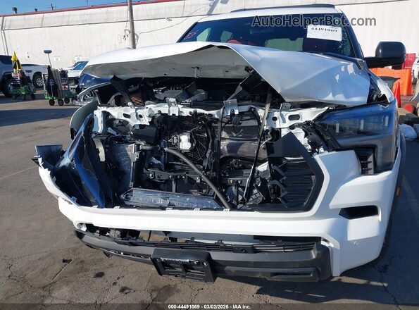 7SVAAABA8TX073339 2026 TOYOTA SEQUOIA White Vista frontal