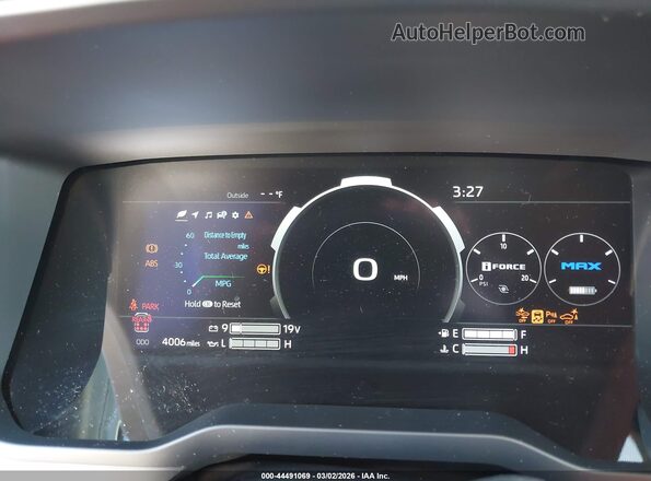 7SVAAABA8TX073339 2026 TOYOTA SEQUOIA White Vista de los asientos traseros