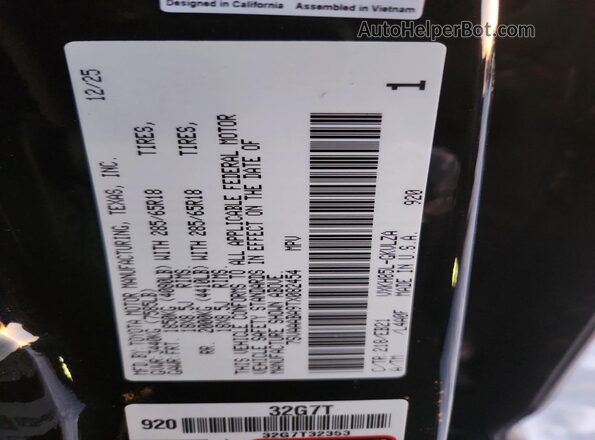 7SVAAABA9TX082454 2026 TOYOTA SEQUOIA Black Vista de la etiqueta del VIN