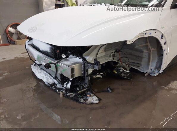 7YAKM4DB3SY014715 2025 HYUNDAI IONIQ 5 White Вид спереду