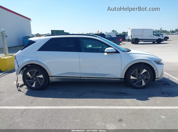 7YAKR4DA0SY035482 2025 HYUNDAI IONIQ 5 White Вид задньої частини салону