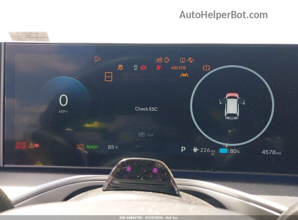 7YAMUFS30TY006329 2026 HYUNDAI IONIQ 9 Red Հետևի նստատեղերի տեսք