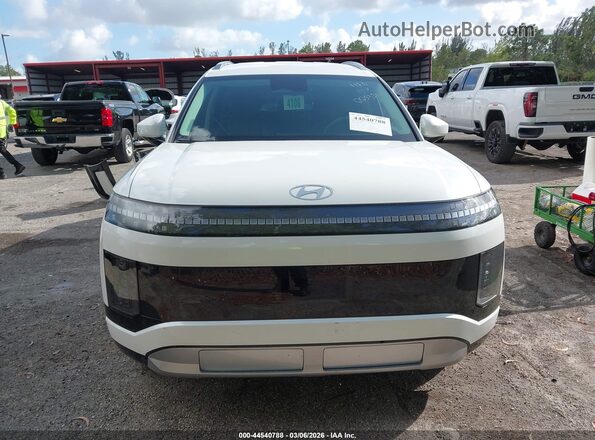 7YAMUFS33TY005353 2026 HYUNDAI IONIQ 9 White Вид задньої частини салону