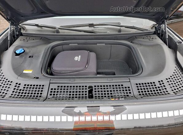 7YAMUFS38TY000763 2026 HYUNDAI IONIQ Black Սալոնի հետևի տեսք