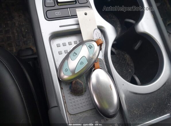 7YAMWFS59TY005451 2026 HYUNDAI IONIQ 9 Gray Առջևի վահանակի տեսք