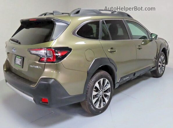 4S4BTANC3S3155924 2025 SUBARU OUTBACK Зеленый Передняя правая четверть