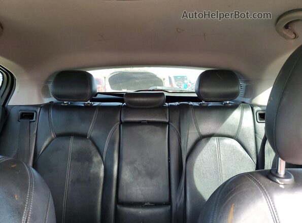 ZASFAKAN1J7B98357 2018 ALFA ROMEO STELVIO Red Rear interior view