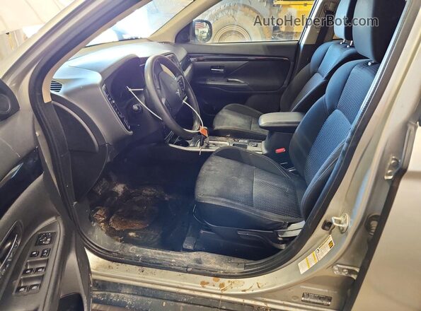 JA4AD2A34KZ053323 2019 MITSUBISHI OUTLANDER Серебряный Вид панели приборов