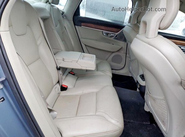 YV1A22ML9H1010847 2017 VOLVO S90 Blue Вид задньої частини салону