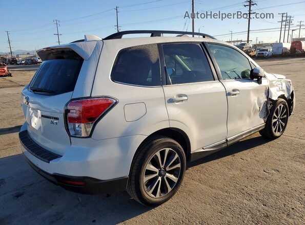 JF2SJGWC4HH457909 2017 SUBARU FORESTER2. White წინა მარჯვენა